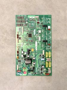 Contrôleur électronique principal PUHZ-RP35/50/60/71VHA