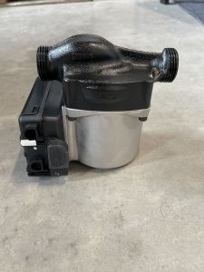 Pompe de charge 15/75-130 10-22 kw - CTC
