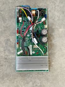 Partie extérieure du circuit imprimé / PCB inverseur E2208R451