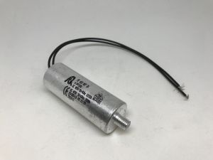 099. Condensateur 4µf